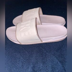 Nike slides